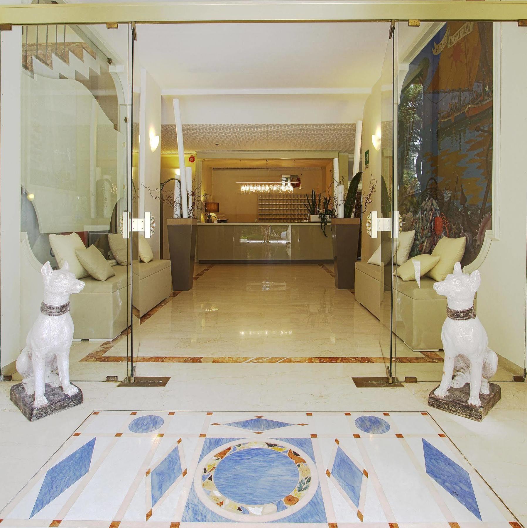 Hotel Michelangelo Milano Marittima Eksteriør billede